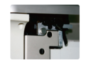 External needle gauge adjusting mechanism